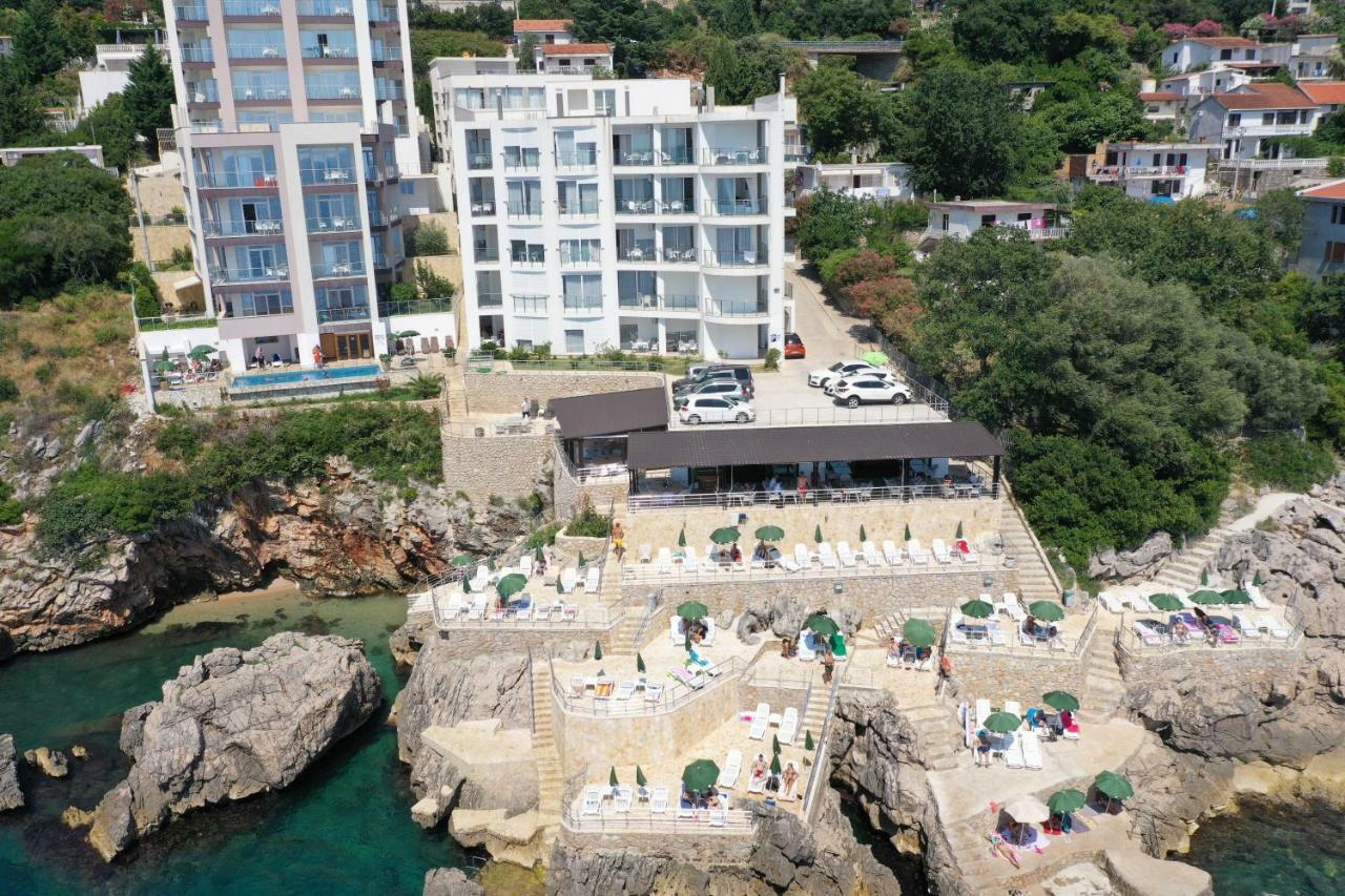 First Line Of The Sea 1 Apartment Dobra Voda Exterior photo