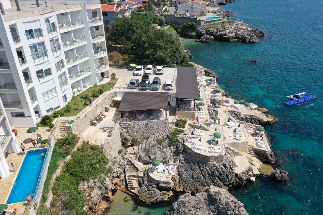 First Line Of The Sea 1 Apartment Dobra Voda Exterior photo